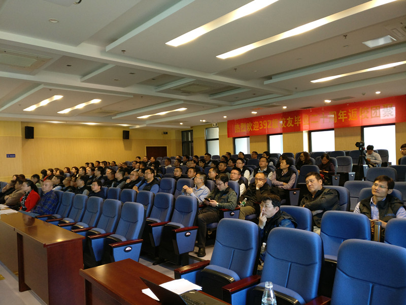 sc_101020_002339.jpg 8. 主题班会现场_副本.jpg